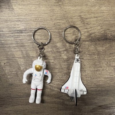 NASA Diecast Astronaut Keychain with Movable Arms and space shuttle 