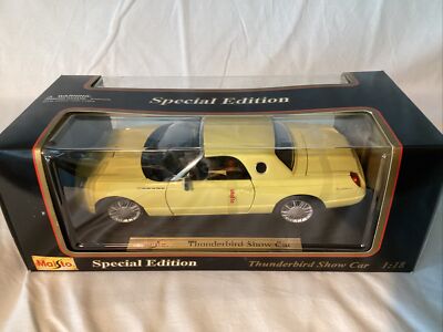 Maisto 50336 - Ford Thunderbird Show Car 1:18 in OVP /Box Modellauto Model Auto