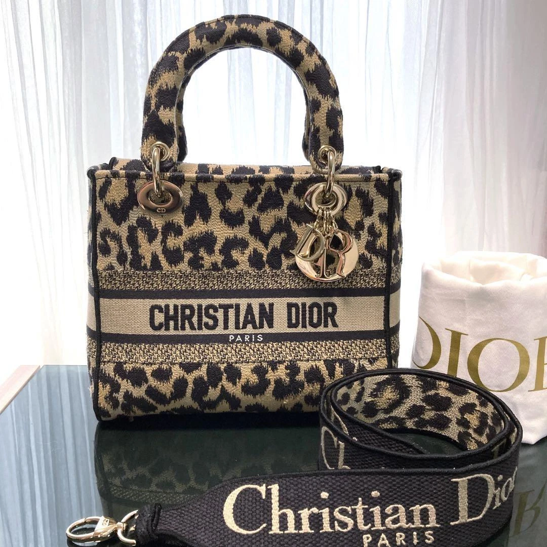 Rare sac à main Christian Dior léopard lumière D