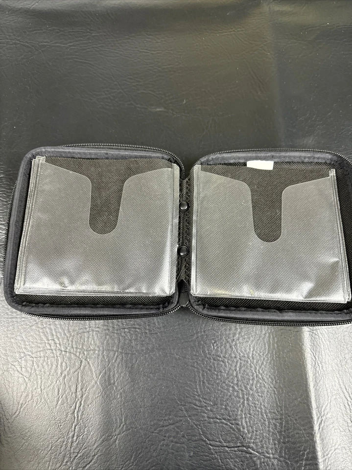 Case Logic CDE-24 24 Capacity Heavy Duty CD Wallet, Black - Image 4 of 4