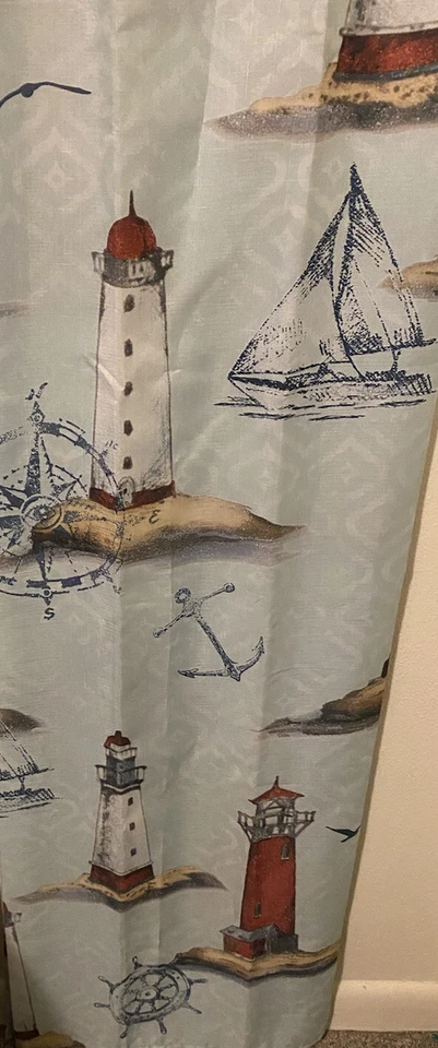 Cortina de Ducha Náutica Essential Home RN 42000 Usada 68WX72L Con Cortina Foto 4 de 4