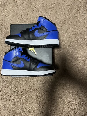 Nike Air Jordan 1 Mid Hyper Royal Tumbled Leather GS Size 4.5Y