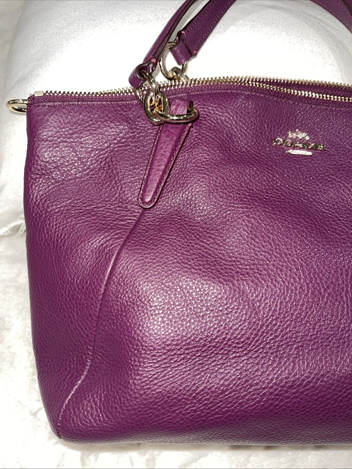 Bolso de Mano COACH Pequeño Logo Cuero Rojo Mujer USADO Foto 2 de 4