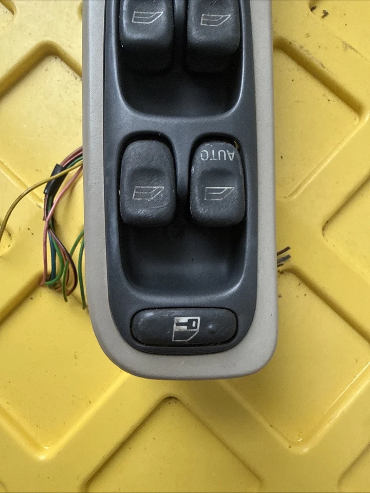 Volvo C70 ТРАНСФОРМИРУЕМЫЙ левый передний главный выключатель стеклоподъемника 98-04 - Изображение 2 из 4