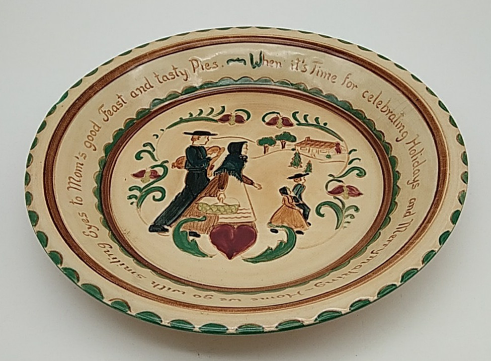 Pennsbury Pottery 9" Pie Plate Amish Folk Art Hand Painted Holidays Merrymaking