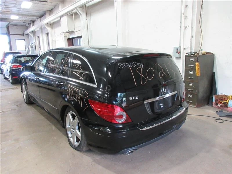 PLASTIC ENGINE COVER Mercedes-Benz R500 2006 06 929285 Foto 3 de 4