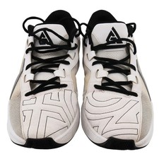 Aaron Boone Yankees Autographed 2025 Game Used Nike Giannis Shoes-1 CX Auth