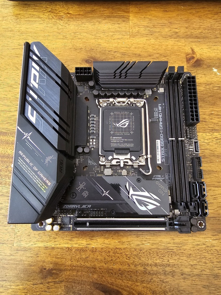 Defective Asus ROG Strix B660-I Gaming Wifi LGA1700