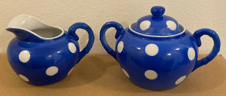 Azucarero y crema a lunares con asas de bambú puntos blancos sobre azul hecho en Japón Foto 2 de 4