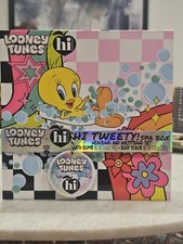 Tweety x Hi Peach Layne Bath Spa Box Gift Set, Head and Wristband Wrap Face Wash