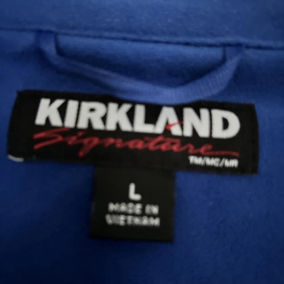 Kirkland Signature Men’s navy Softshell Jacket  Size L Water Resistant  Autumn - Image 2 of 4