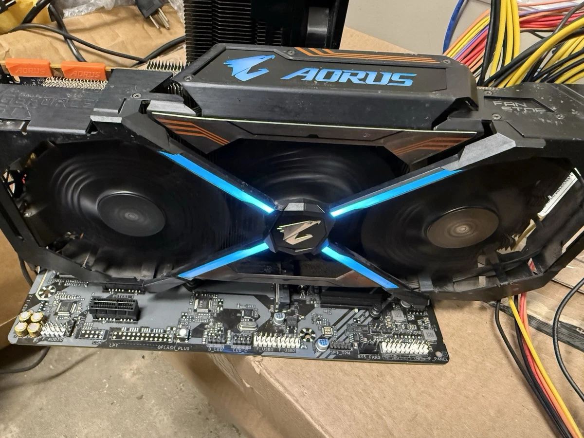 GIGABYTE NVIDIA GeForce GTX 1080 Ti 11 GB Memory Computer Graphics