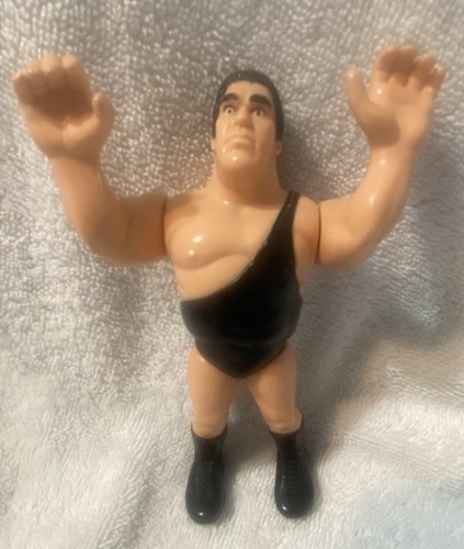 WWF 1990 Hasbro Andre the Giant Figure Series 1 W/...