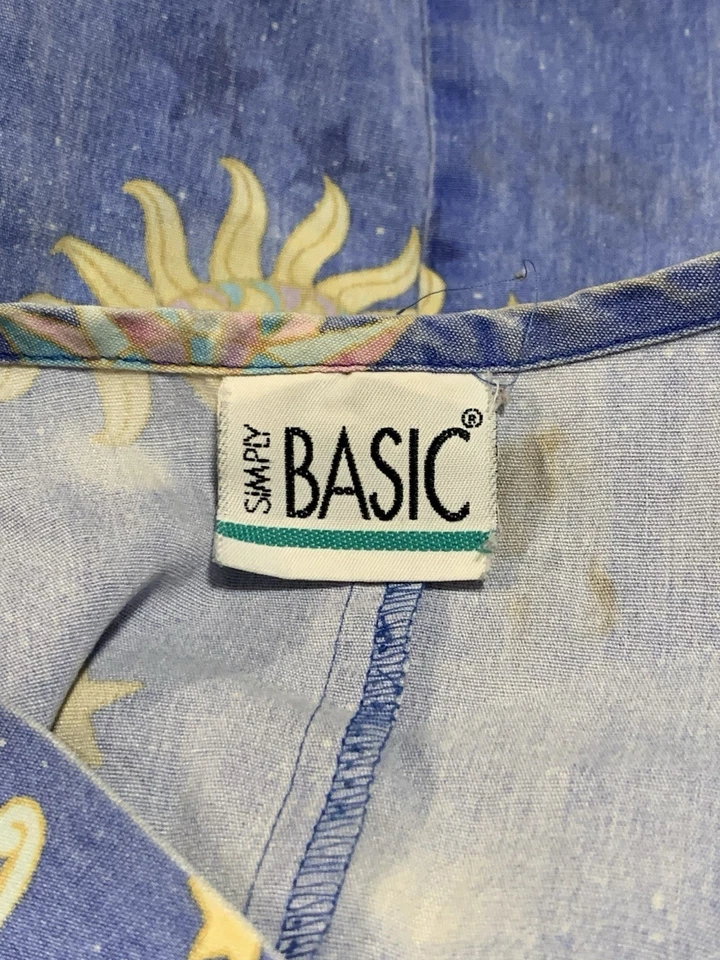 Vintage Simply Basic Women 2XL Scrub Top Blue Short Sleeve Sun and Moon - Image 2 of 4