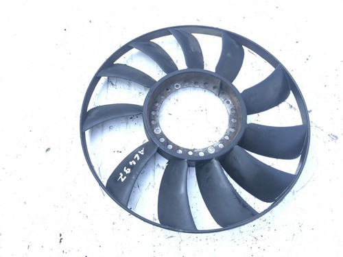 Audi A4 1995 Fan Blade 058121301b, Genuine #1173261-39