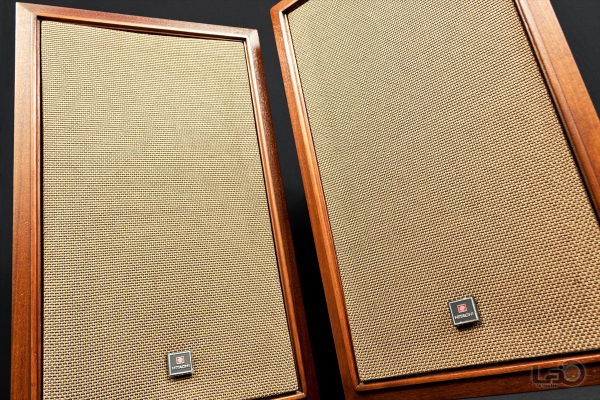 Lo-D / Hitachi HS-500 Bookshelf Type Speakers (Worldwide Shipping