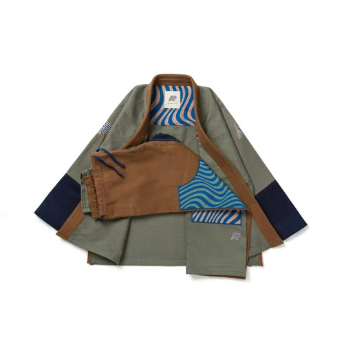 Albino & Preto Tranquility BJJ Gi Premium Edition 450GSM Jiu Jitsu Kimono With B
