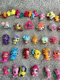 Hatchimals Colleggtibles Mini Figures Lot Of 120+ Mixed Seasons Mini Toys Colors