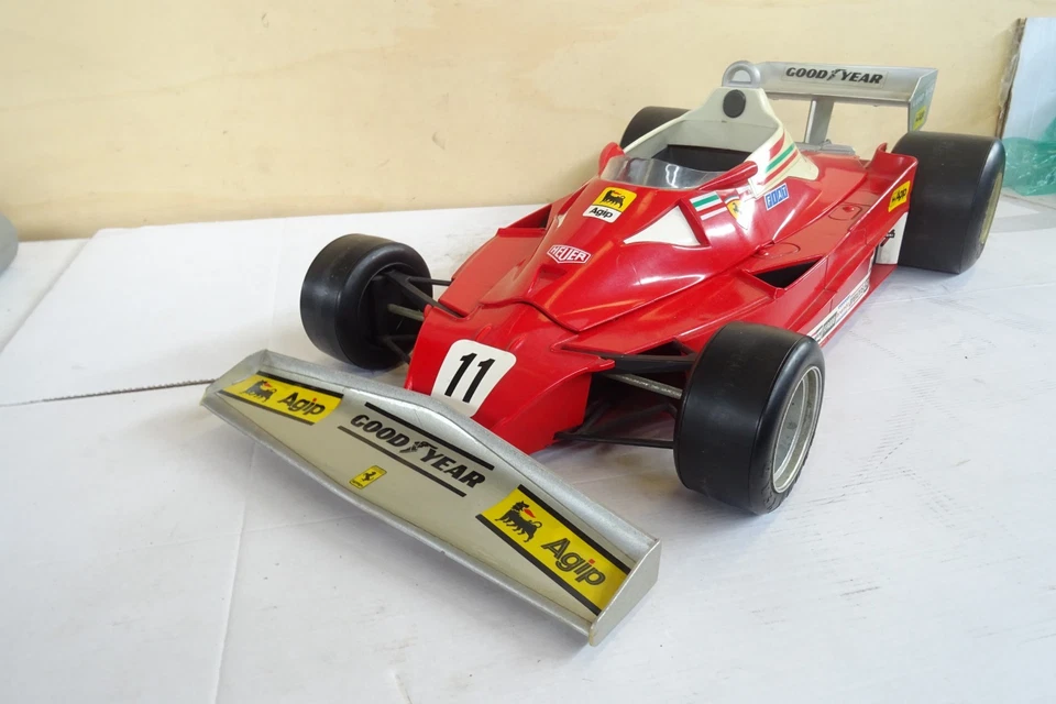 Modellino Ferrari 312 T2 F1 Toschi Polistil scala 1:6 Niki Lauda - Immagine 2 di 4