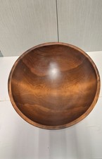 Vintage walnut wood bowl 70s/80s measures 15 inches in diameter x 5 high Canada