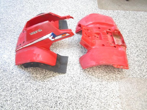 85 Honda TRX 125 Fourtrax Fenders Front Rear 80110-VM6-680ZA 1985-1986