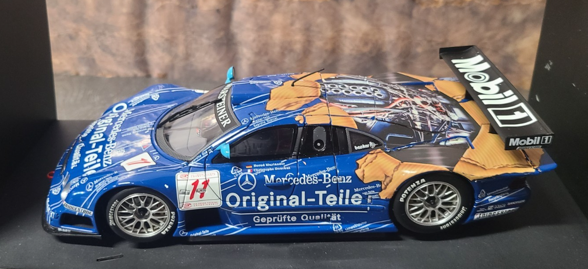 RARE AUTOart Mercedes-Benz CLK GTR 1:18 - Original-Teile #11 | eBay