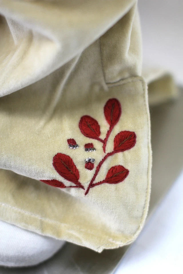 Pantalones suaves JACADI Archive camel con bordado de hojas talla 8 años nuevos $74 Foto 2 de 3