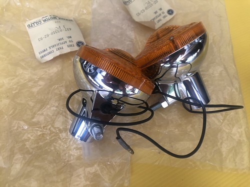 YAMAHA DT100 DT175 DT250 DT360 DT400 FRONT BLINKER WINKER SIGNAL GENUINE NOS JP - Imagen 7 de 12