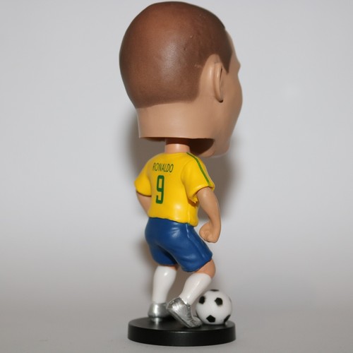 Bobblehead Football Figure - Ronaldo R9 - Brazil National Team - ~10cm tall - Picture 4 of 5