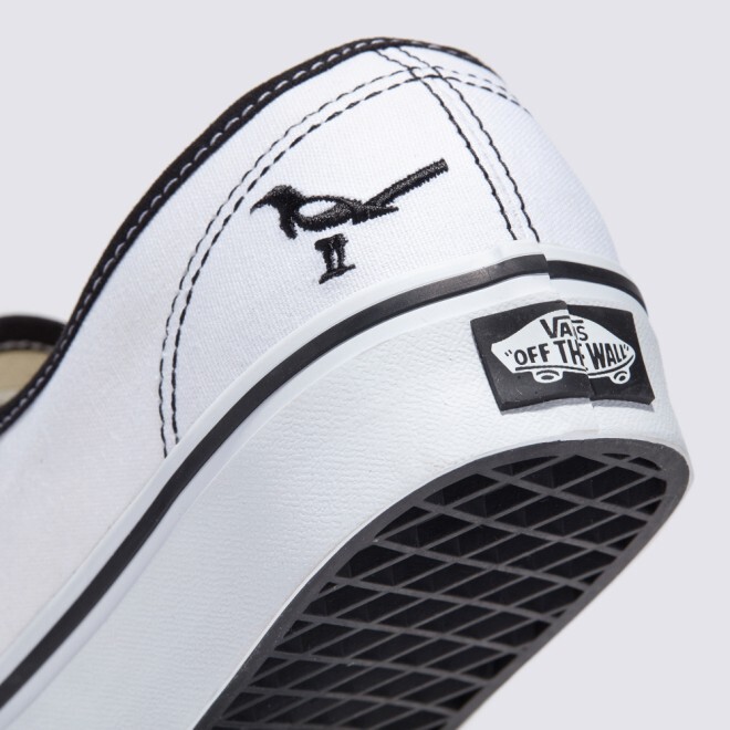 スニーカー ^VANS^ Authentic McPie Bird Black White VN0009PVBPB1 VANS Womens BIRDS AUTHENTIC VN0009PVBPB BLACK / WHITE US W