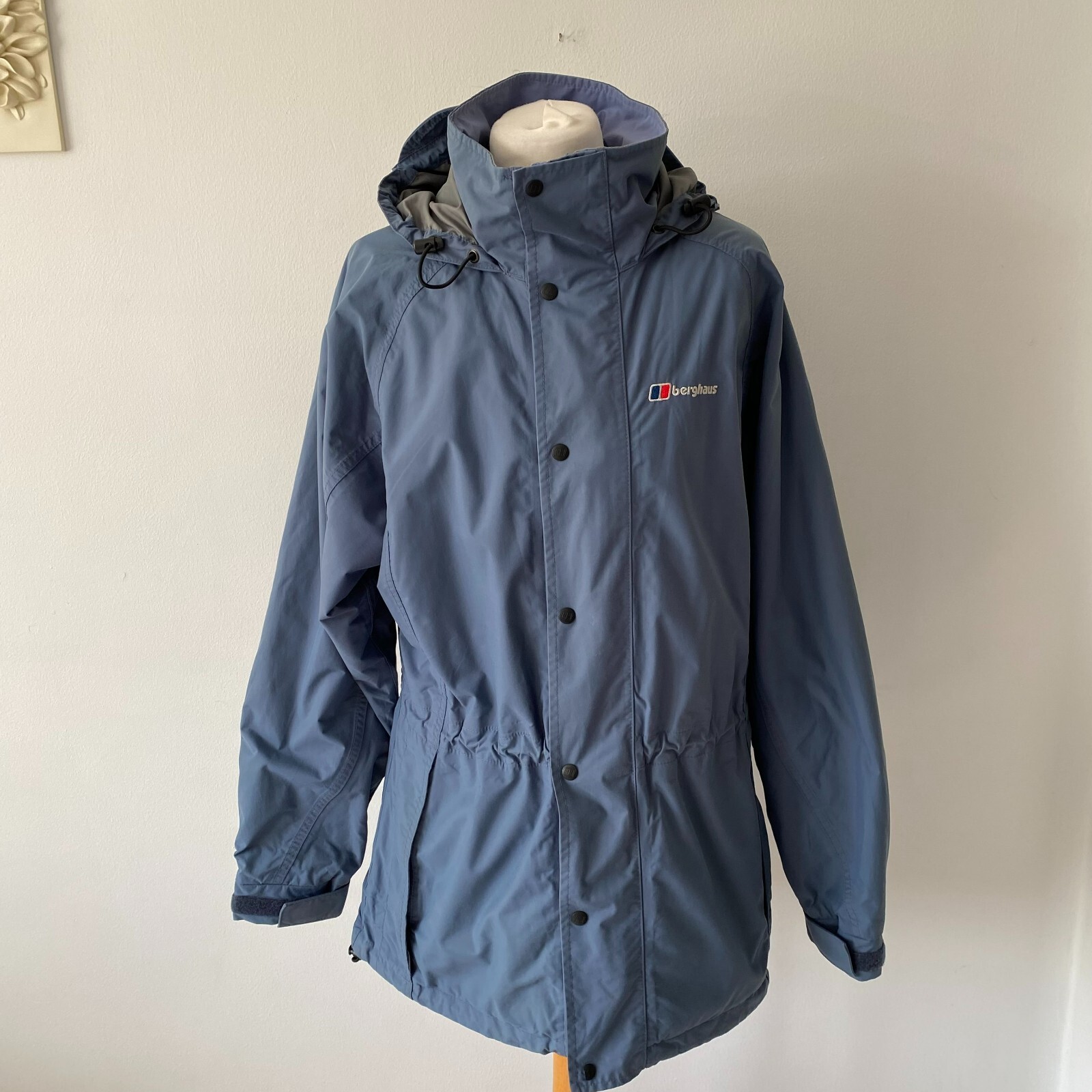 BERGHAUS Blue Aquafoil Waterproof Coat Jacket Size 12 Lined Hooded VGC