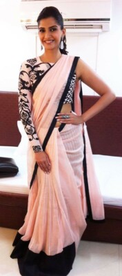 Sonam Bollywood inspirierter rosa & schwarzer Sari / Sari & Bluse