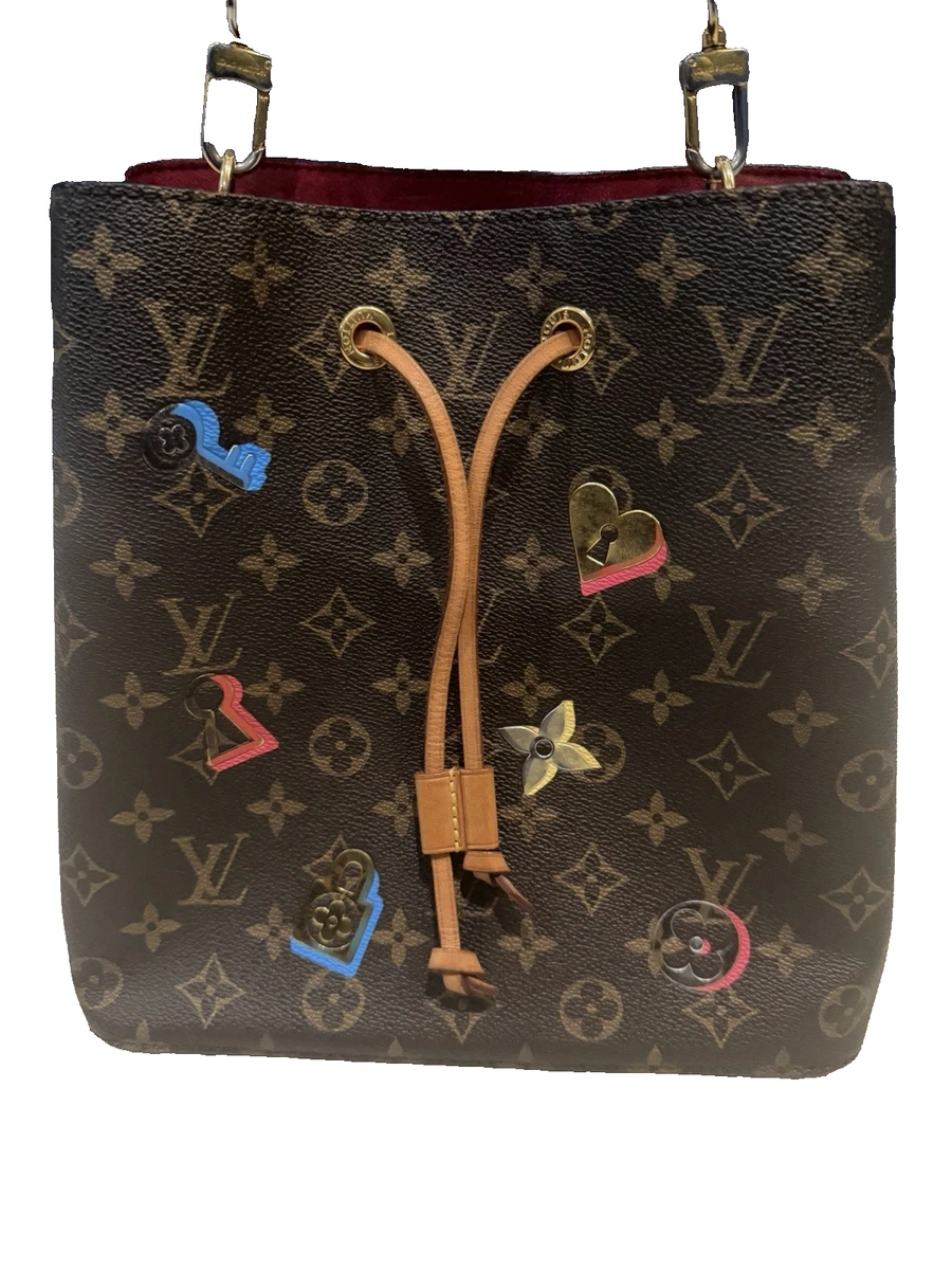 Louis Vuitton Canvas Exterior Bags & Bucket & Drawstring Bag