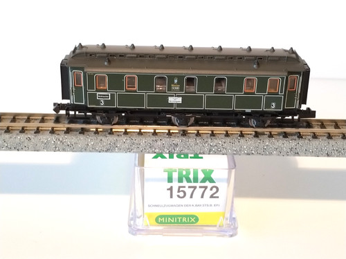 COCHE DE PASAJEROS 3 EJES 3ª CLASE 9 468 München K.BAY. MINITRIX 15772 (G075) | Zustand: Nuevo