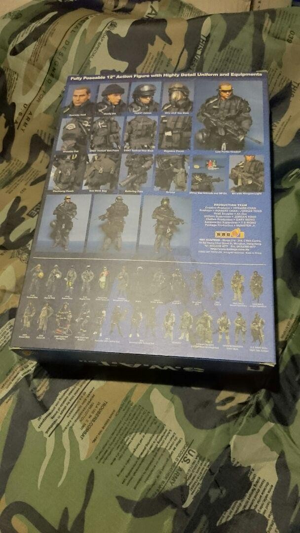 Hottoys S.W.A.T. Ver.2.0 Figure | eBay
