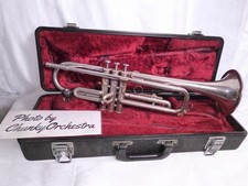 Yamaha YTR-1310 Trumpet Nickel Plated with Case for Beginners Made in Japan