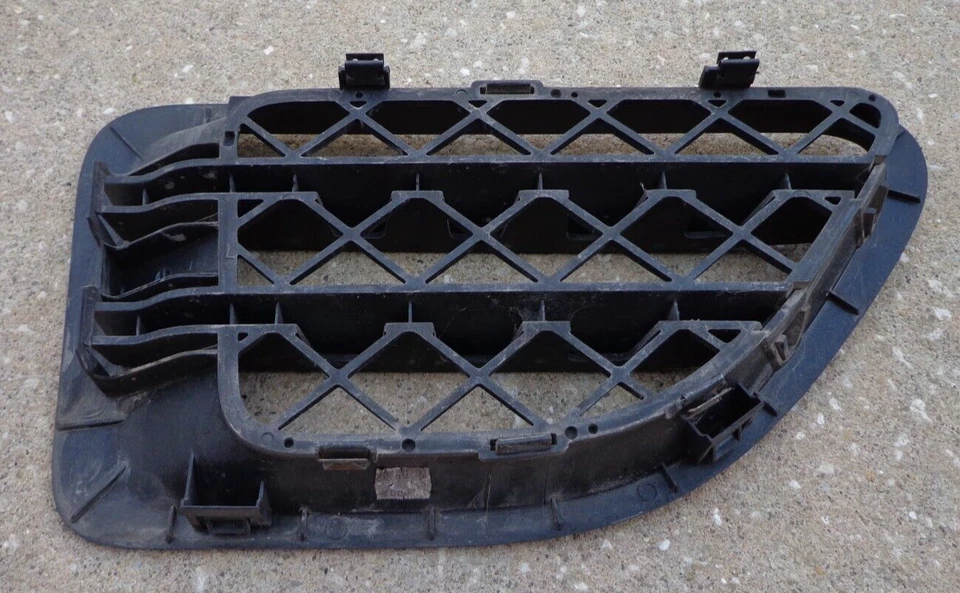 Range Rover Sport guardabarros entrada de aire ventilación inserción insignia conductor izquierdo OEM genuino Foto 2 de 2