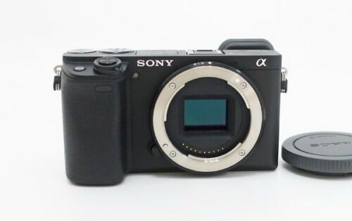 Sony Alpha a6400 ILCE-6400 24.2MP Mirrorless Camera (Body Only) used  - Picture 1 of 2