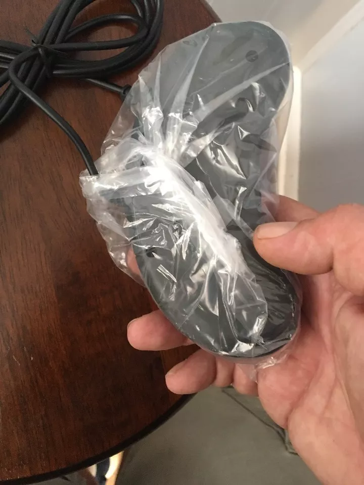 Sega Genesis Controller  (BRAND NEW) (NIB) 6 Button Control Pad Tomee - Image 4 of 4