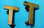 2 x WW2 ERA TERRITORIAL ARMY (T) MILITARY SHOULDER TITLE BADGE PAIR GENUINE