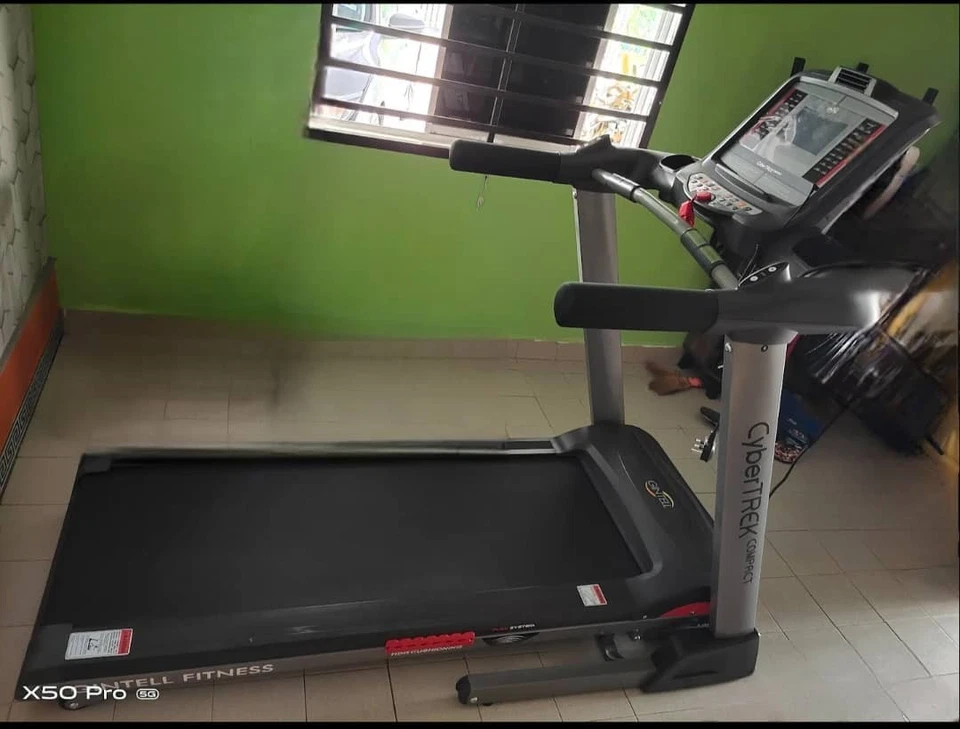 Treadmill Gintel CyberTreK - Image 2 of 4