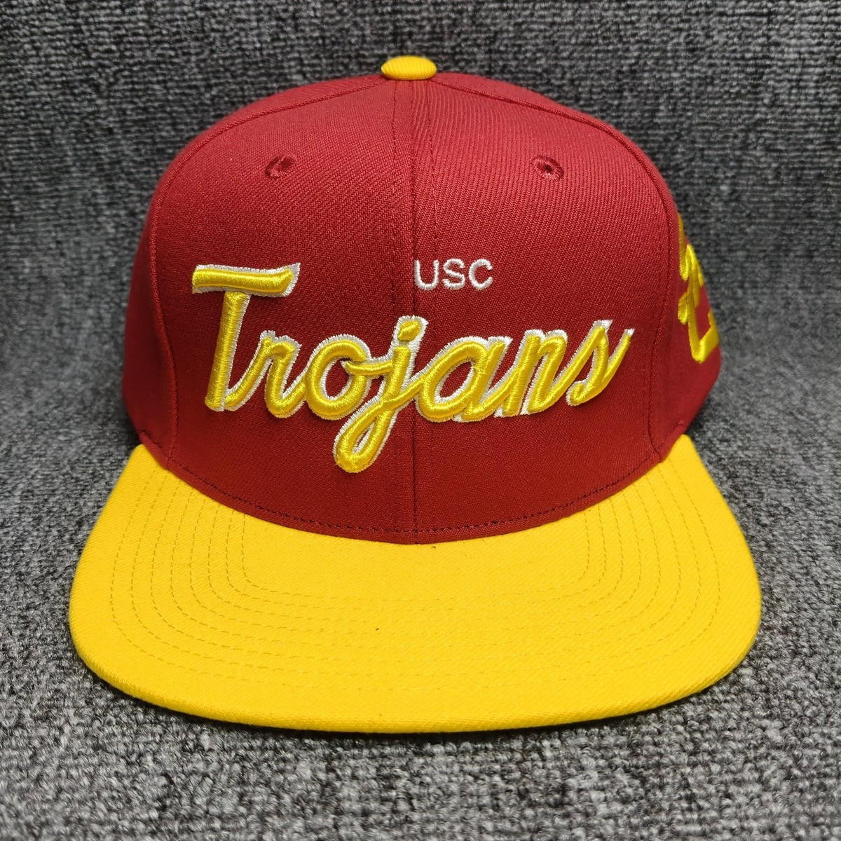 Mitchell & Ness USC Trojans NCAA Snapback Hat Cardinal Gold Flat Brim