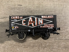 Bachmann 37-075K3 OO Gauge 7 Plank End Door Wagon 'Cain Bros' Boxed
