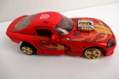 Transformers ROBOTS IN DISGUISE RID Deluxe Class SUPER SIDE BURN 2002
