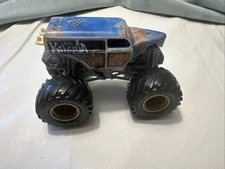Monster Jam BIG KAHUNA Surf Woody Truck Spin Master 1:64 EXCELLENT
