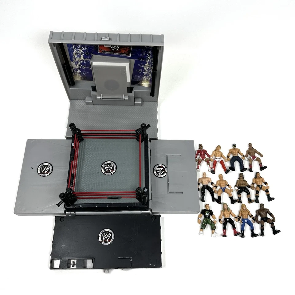 Jakks Pacific WWE 2006 Micro Aggression Crash and Bash Arena y 12 figuras Foto 2 de 4