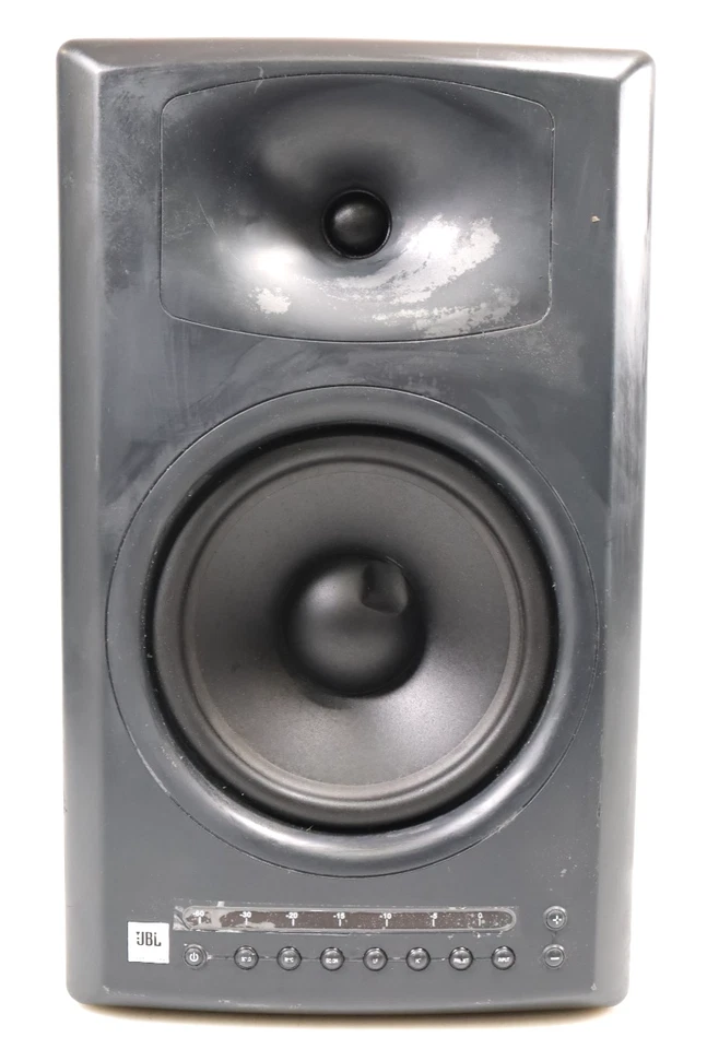 JBL LSR4328P 2-Way 8" Bi-Amplified Studio Monitor - Image 2 of 4