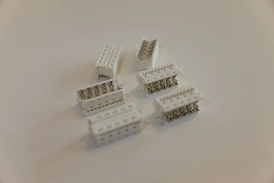 Connector Picoflex Female 10 Way Molex part no. 0903270310 - Image 3 of 4