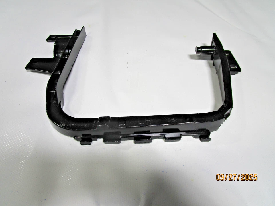 Soporte de montaje de faros Chevrolet Corvette LT 1988-1996 Foto 2 de 3