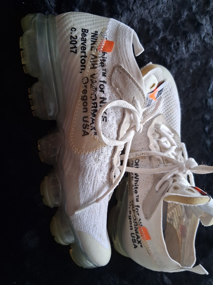 Zapatillas NAIK AIR Vapor-Max De La Colaboracion Con Off-white En Color Blanco View 4